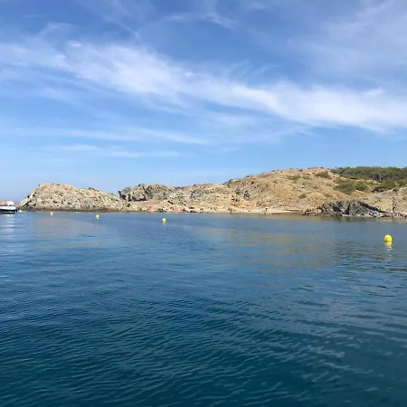 Vila 2 Διαμέρισμα Llança